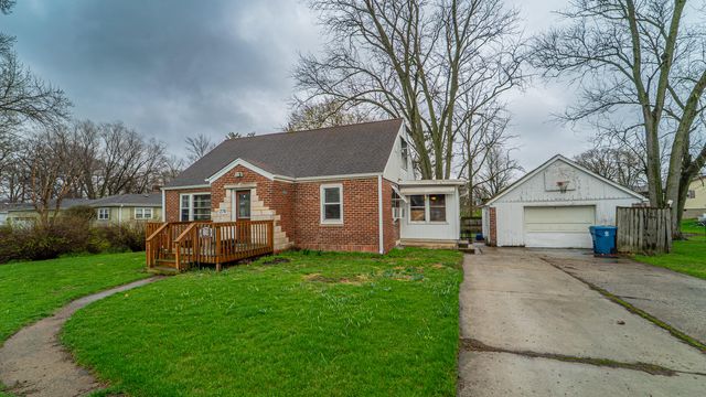 279 W Oakley Avenue, Lowell, IN 46356