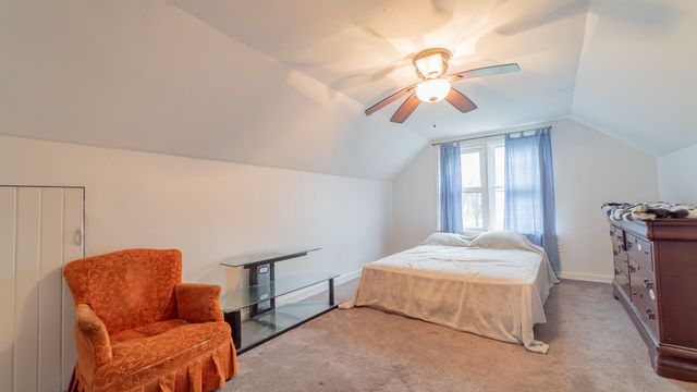 279 W Oakley Avenue, Lowell, IN 46356