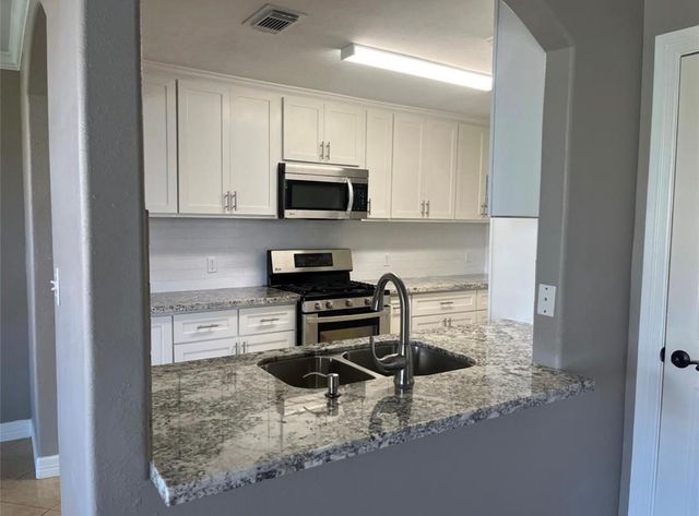 10510 Linsley Lane, Houston, TX 77034