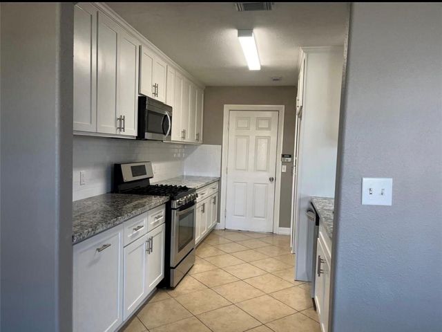 10510 Linsley Lane, Houston, TX 77034