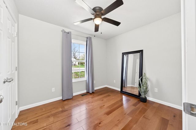 219 E Bronson St, Sparta, TN 38583