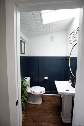 550 Pinecrest Drive, Ferndale, MI 48220