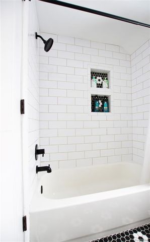 550 Pinecrest Drive, Ferndale, MI 48220