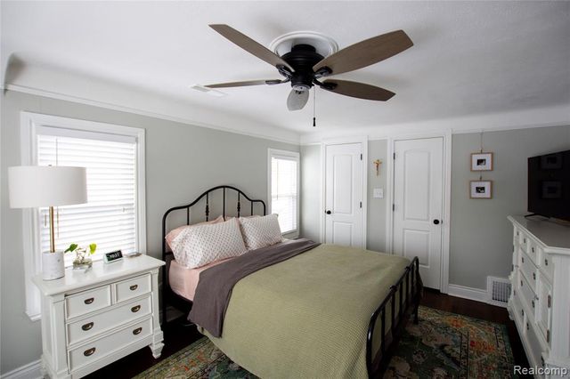 550 Pinecrest Drive, Ferndale, MI 48220