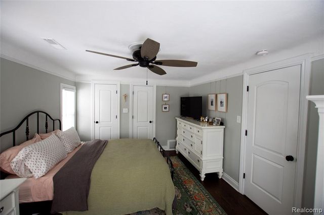 550 Pinecrest Drive, Ferndale, MI 48220