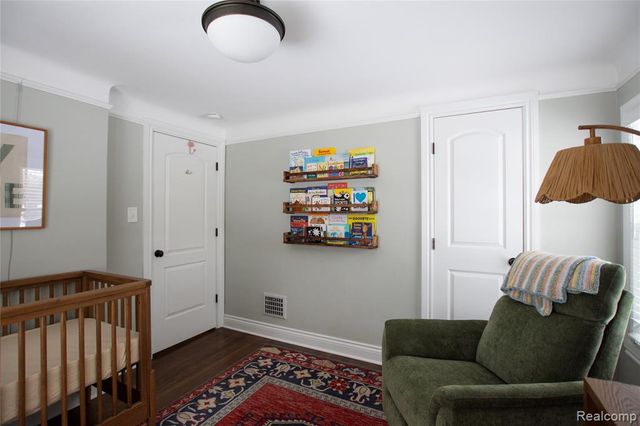 550 Pinecrest Drive, Ferndale, MI 48220