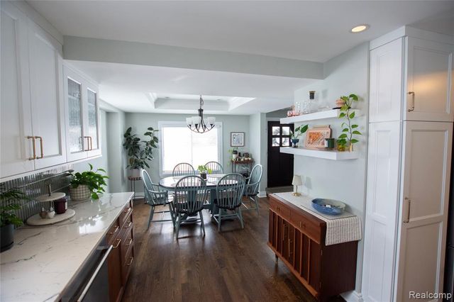 550 Pinecrest Drive, Ferndale, MI 48220