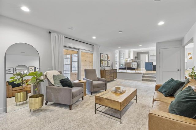 1525 Windfield Way, Middleton, WI 53562