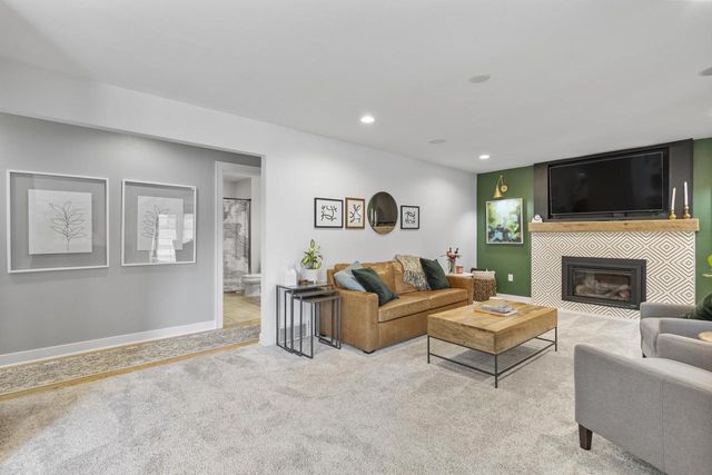 1525 Windfield Way, Middleton, WI 53562