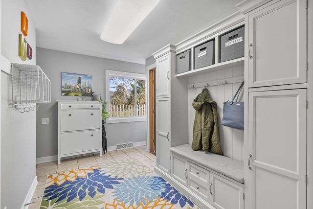 1525 Windfield Way, Middleton, WI 53562