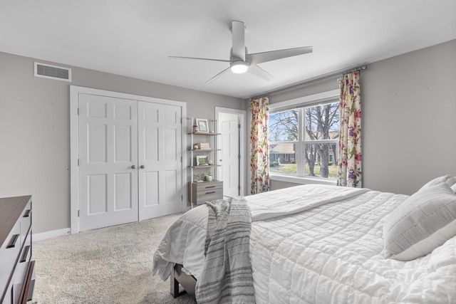 1525 Windfield Way, Middleton, WI 53562