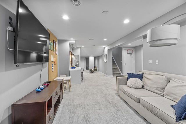 1525 Windfield Way, Middleton, WI 53562