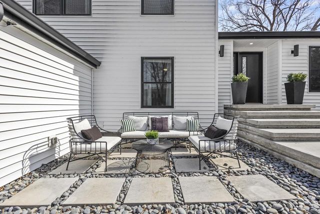 1525 Windfield Way, Middleton, WI 53562