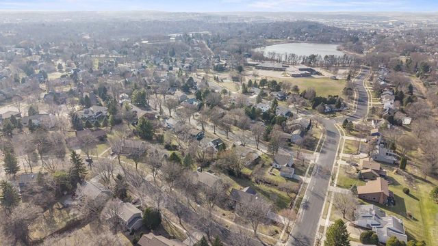 1525 Windfield Way, Middleton, WI 53562