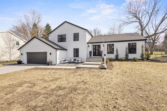 1525 Windfield Way, Middleton, WI 53562