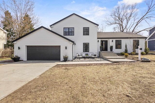 1525 Windfield Way, Middleton, WI 53562