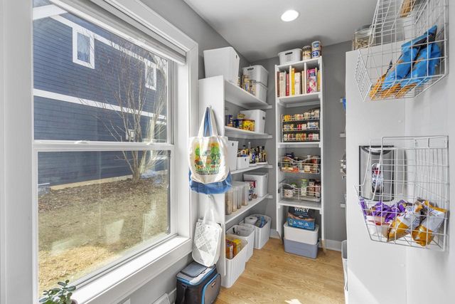 1525 Windfield Way, Middleton, WI 53562