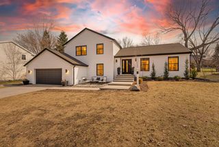 1525 Windfield Way, Middleton, WI 53562