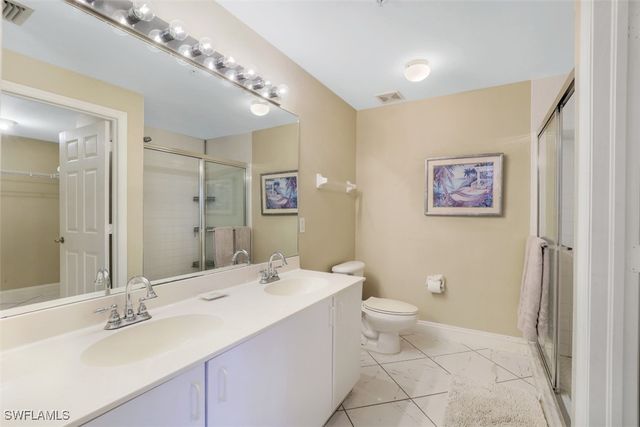 519 Roma CT 3-305, Naples, FL 34110