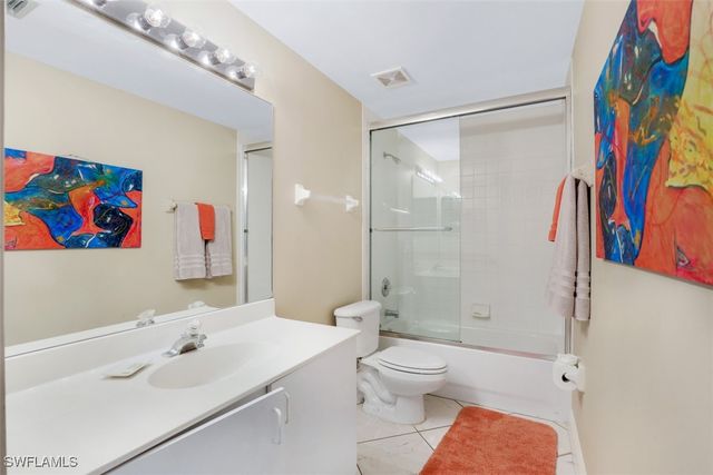 519 Roma CT 3-305, Naples, FL 34110