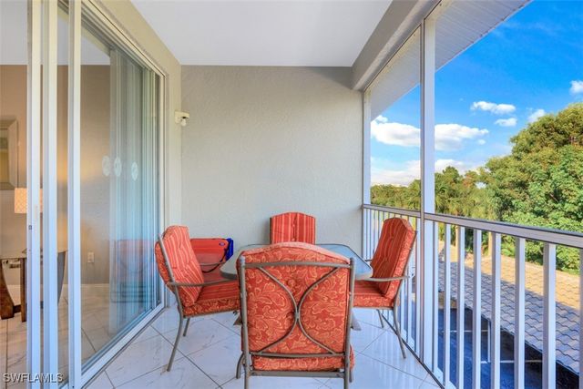 519 Roma CT 3-305, Naples, FL 34110