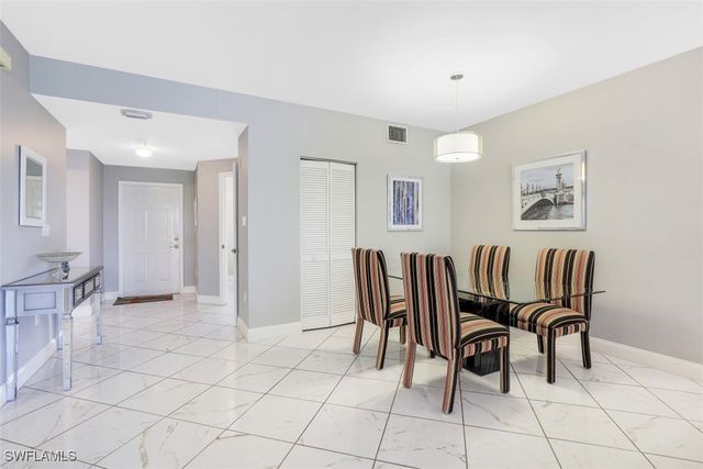 519 Roma CT 3-305, Naples, FL 34110