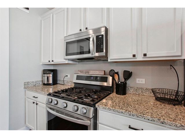 762 Eva Peak Dr, Erie, CO 80516