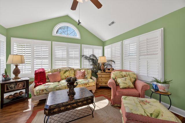 861 Carlisle Lane, Chattanooga, TN 37405