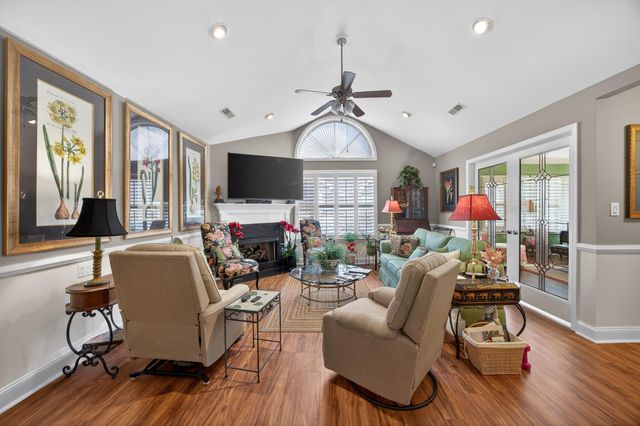 861 Carlisle Lane, Chattanooga, TN 37405