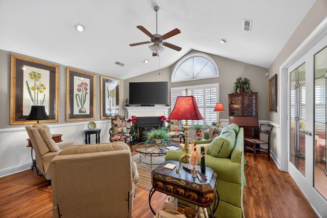 861 Carlisle Lane, Chattanooga, TN 37405