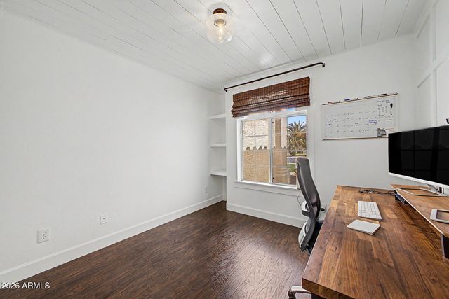 8534 W CHARLESTON Avenue, Peoria, AZ 85382