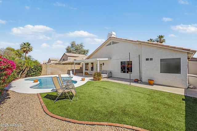 8534 W CHARLESTON Avenue, Peoria, AZ 85382