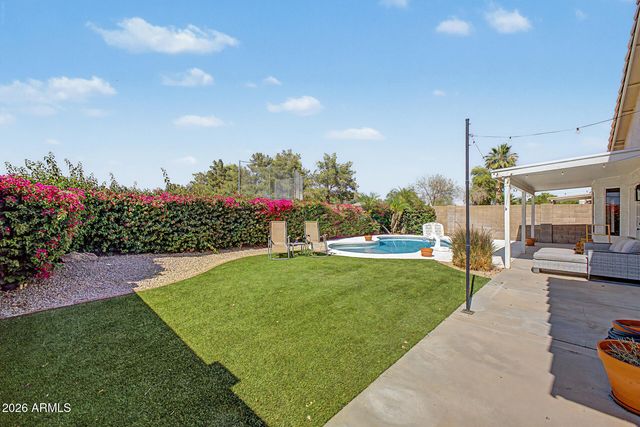 8534 W CHARLESTON Avenue, Peoria, AZ 85382