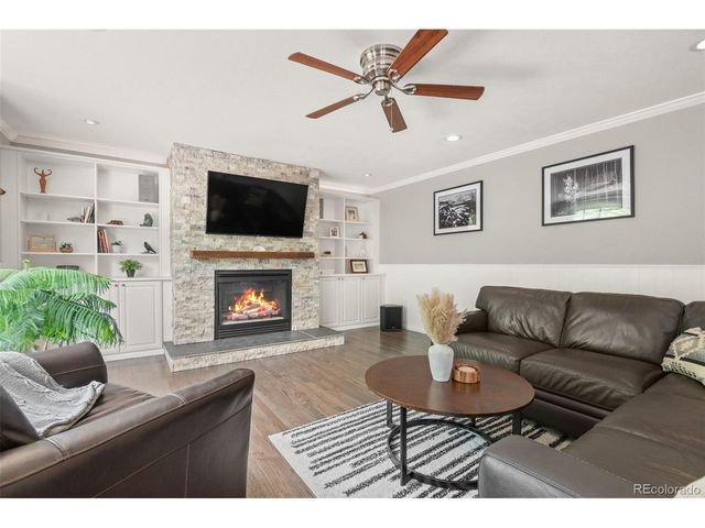 7221 Pine Hills Way, Littleton, CO 80125