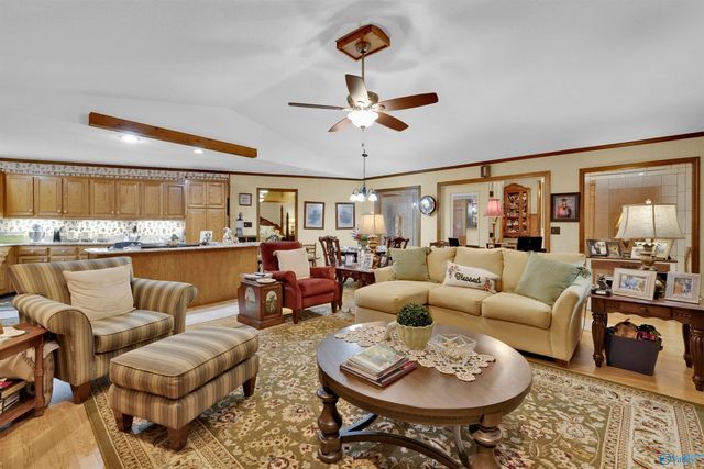 6702 Quail Hollow Drive NW, Fort Payne, AL 35967