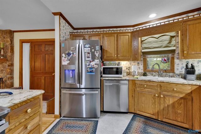 6702 Quail Hollow Drive NW, Fort Payne, AL 35967