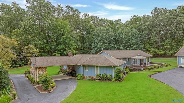 6702 Quail Hollow Drive NW, Fort Payne, AL 35967