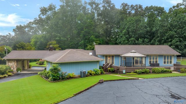 6702 Quail Hollow Drive NW, Fort Payne, AL 35967