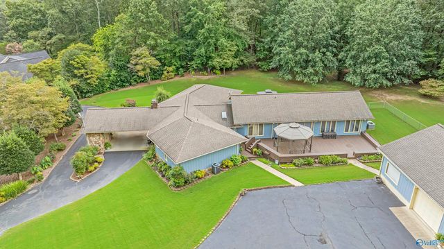 6702 Quail Hollow Drive NW, Fort Payne, AL 35967