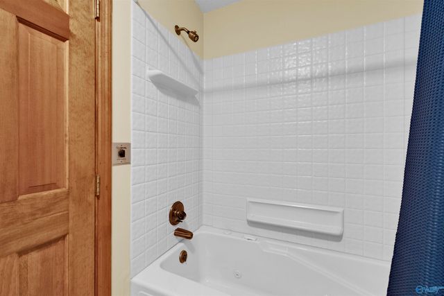 6702 Quail Hollow Drive NW, Fort Payne, AL 35967