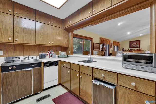 6702 Quail Hollow Drive NW, Fort Payne, AL 35967