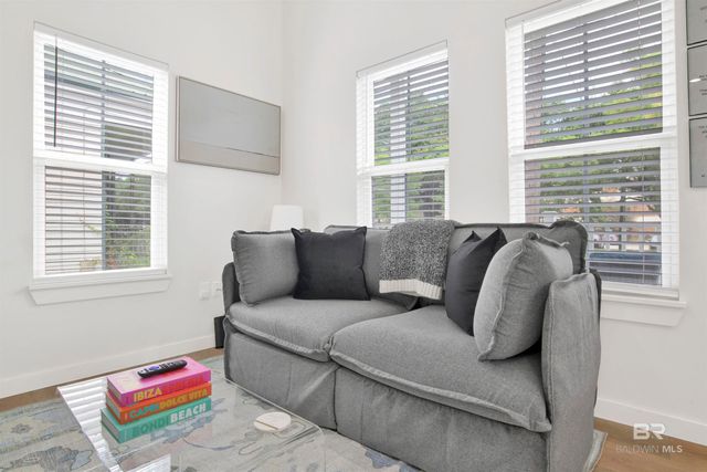 555 Congress Street, Mobile, AL 36603