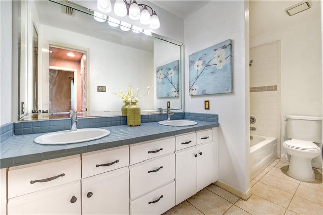 4144 Greystone Way 306, Sugar Land, TX 77479