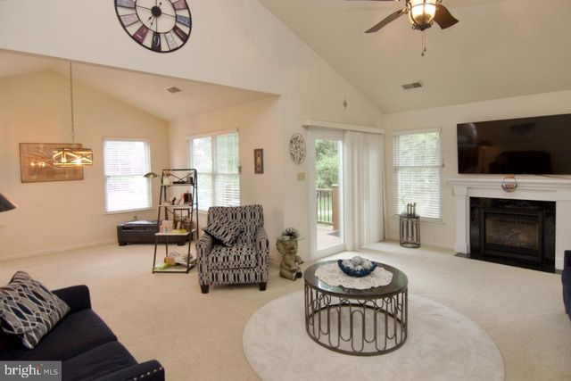 105 HAWTHORNE CT, Wyomissing, PA 19610