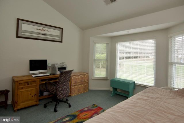 105 HAWTHORNE CT, Wyomissing, PA 19610