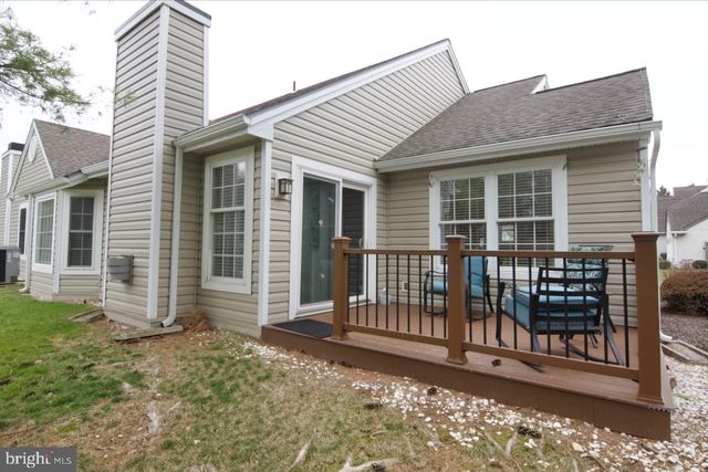 105 HAWTHORNE CT, Wyomissing, PA 19610