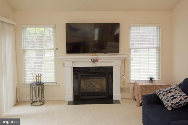 105 HAWTHORNE CT, Wyomissing, PA 19610