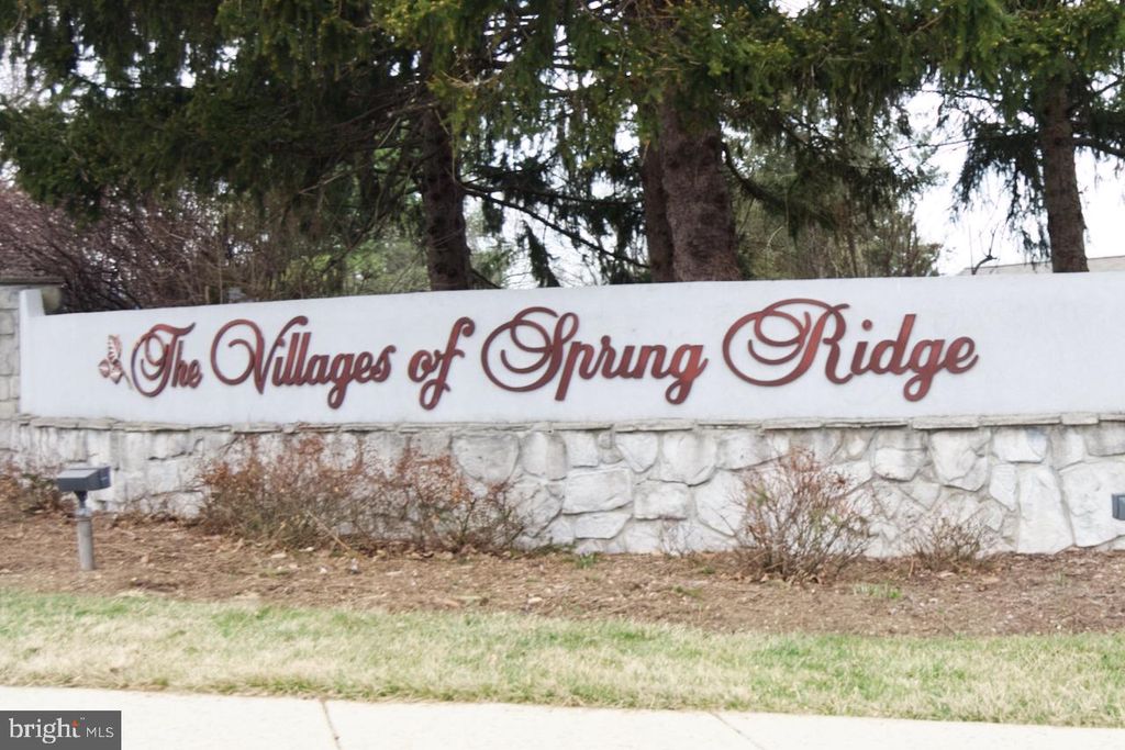 105 HAWTHORNE CT, Wyomissing, PA 19610