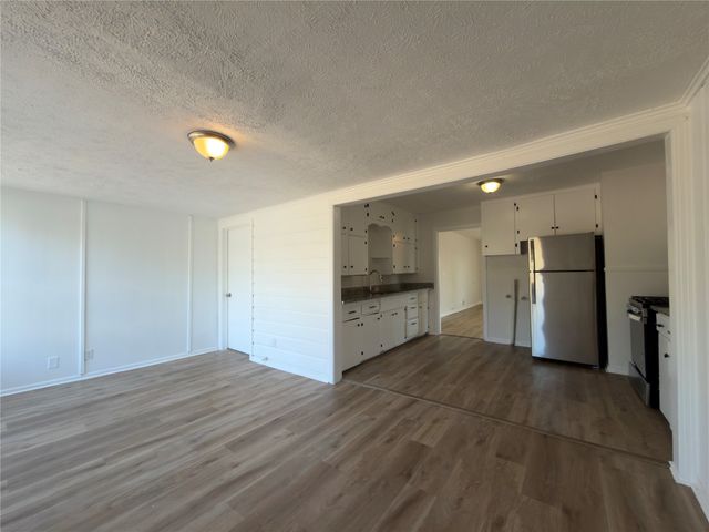 2913 Avenue A, Fort Worth, TX 76105