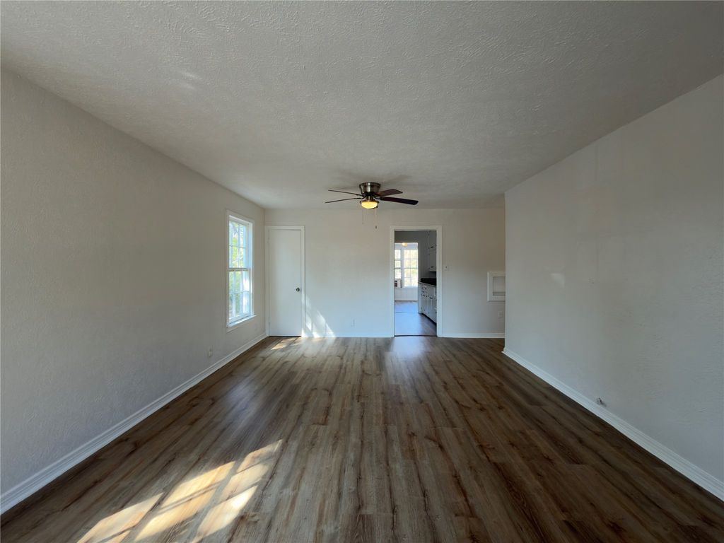 2913 Avenue A, Fort Worth, TX 76105 — photo 5